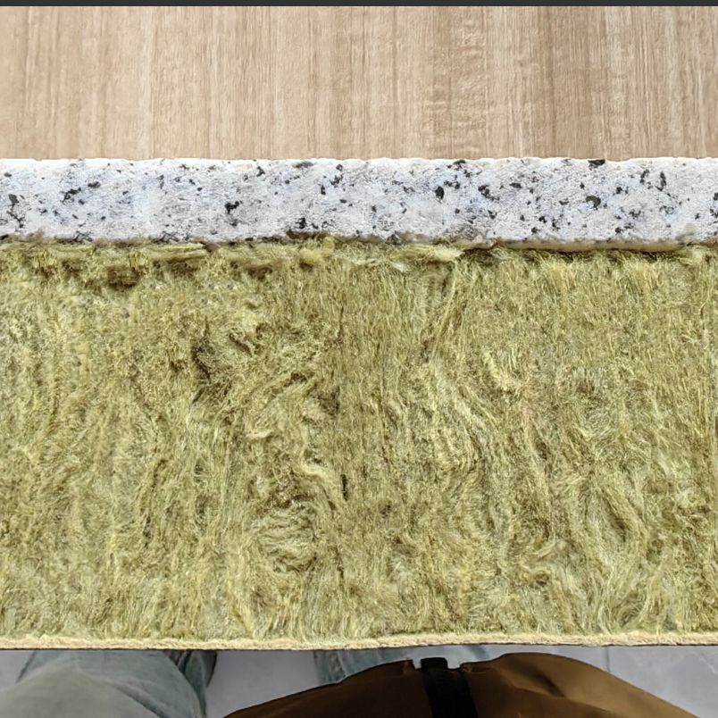 Rocksurfaceinsulationintegratedboard